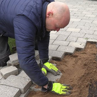 Fliserne skrider: Ret gruset til, så godt du kan Fliserne skrider: Ret gruset til, så godt du kan